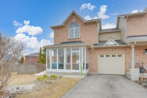 3-bedroom att/row/townhouse for sale in Simcoe — 127 Trevino Circle