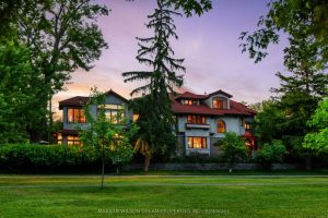 6-bedroom detached home for sale in Ottawa — 12 Allan Place
