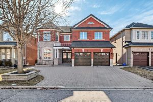 4-bedroom detached home for sale in York — 12 Houser Street