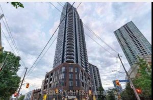 1-bedroom condo apartment for sale in Toronto — 1306 - 159 Wellesley Street