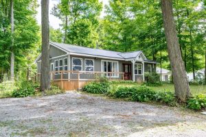 3-bedroom detached home for sale in Kawartha Lakes — 130 Driftwood Village Drive