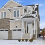 3-bedroom semi-detached home for sale in Grey County — 130 White Oak Crescent (Photo 2)