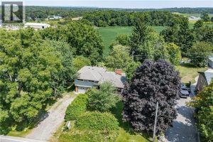 3-bedroom home for sale in Hamilton — 1352 Centre Road