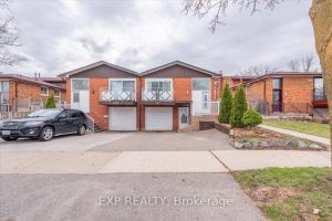 3-bedroom semi-detached home for sale in Brampton — 135 Mill Street N