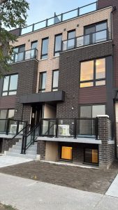 2-bedroom condo townhouse for rent in Toronto — 13 - 245 Mclevin Avenue