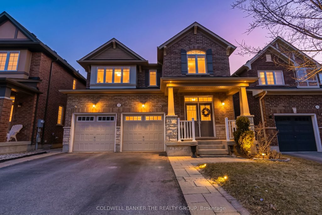 4-bedroom detached home for sale in Peel — 13 Enford Crescent (Photo 1)