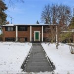 3-bedroom home for sale in Niagara-on-the-lake — 13 Upper Canada Drive (Photo 1)