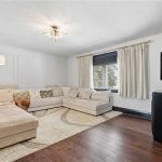 3-bedroom home for sale in Niagara-on-the-lake — 13 Upper Canada Drive (Photo 2)
