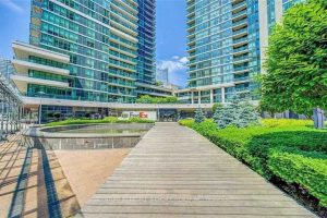 2-bedroom condo apartment for rent in Toronto — 1403 - 33 Bay Street