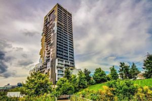 1-bedroom condo apartment for rent in Toronto — 1405 - 170 Bayview Avenue