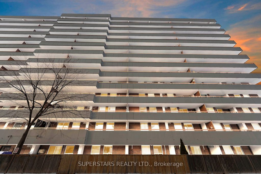 2-bedroom condo apartment for rent in Markham — 1407 - 1 Royal Orchard Boulevard (Photo 1)