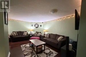 3-bedroom home for sale in Toronto — 1408 - 41 Markbrook Lane