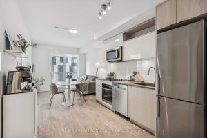 1-bedroom condo apartment for sale in Toronto — 1412 - 100 Dalhousie Street