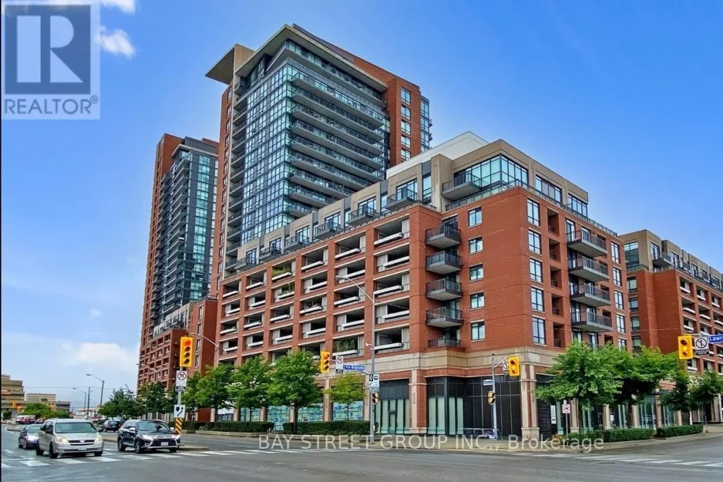 1-bedroom home for rent in Toronto — 1422 - 800 Lawrence Avenue (Photo 1)