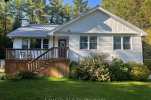 3-bedroom detached home for sale in Renfrew — 145 Bellamy Road