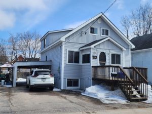 3-bedroom detached home for sale in Nipissing — 146 Fifth Avenue W