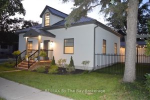 3-bedroom detached home for sale in Simcoe — 147 2nd Street