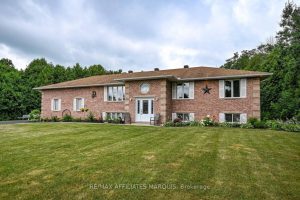 3-bedroom detached home for sale in Lanark — 14 South Point Drive