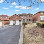 4-bedroom detached home for sale in Durham — 1565 Oakburn Street (Photo 4)