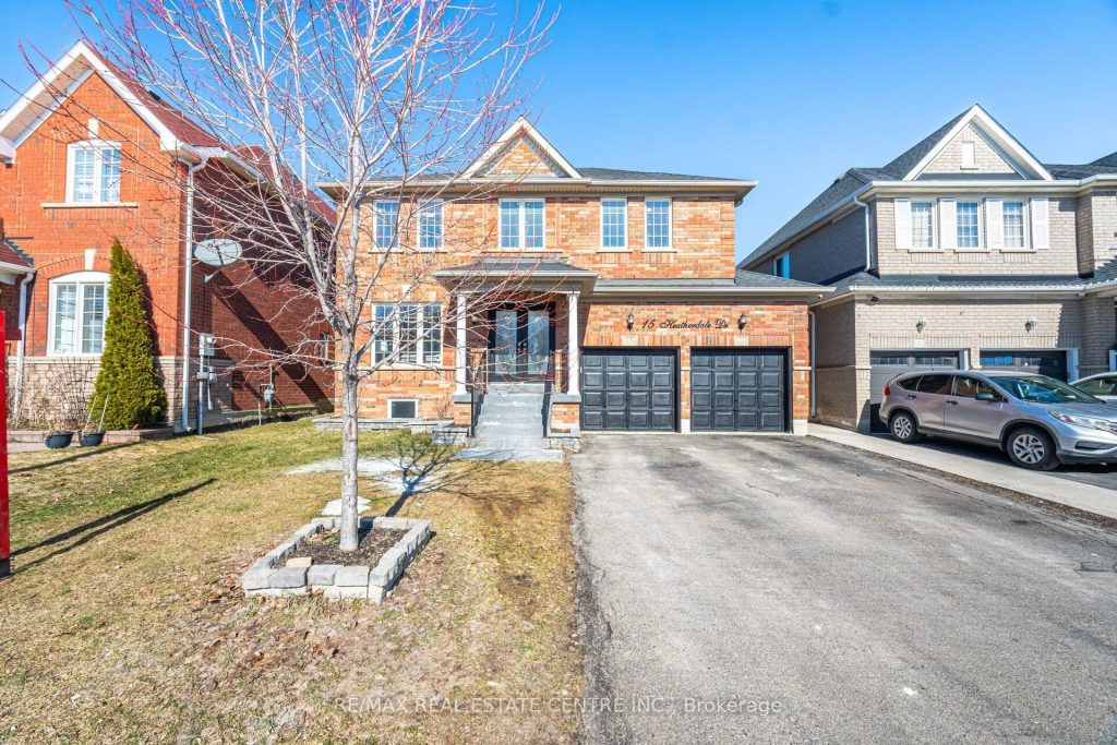 5-bedroom detached home for sale in Peel — 15 Heatherdale Drive (Photo 1)