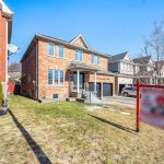 5-bedroom detached home for sale in Peel — 15 Heatherdale Drive (Photo 2)