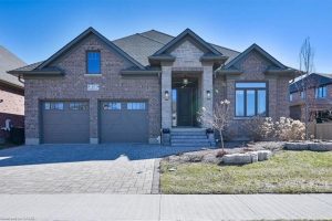 4-bedroom home for sale in Kitchener — 15 Langton Drive