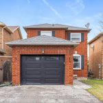 3-bedroom detached home for sale in Halton — 15 Smith Drive (Photo 1)