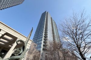 2-bedroom condo apartment for rent in Toronto — 1607 - 15 Greenview Avenue