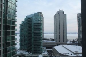 2-bedroom condo apartment for rent in Toronto — 1608 - 18 Harbour Street