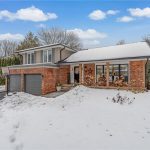 3-bedroom detached home for sale in Hamilton — 16 Bannisdale Way (Photo 2)