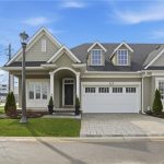 2-bedroom condo townhouse for sale in Niagara-on-the-lake — 16 Mills Lane (Photo 1)