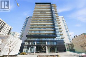 1-bedroom condo apartment for sale in Ottawa — 1701 - 255 Bay Street