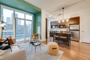 1-bedroom condo apartment for sale in Toronto — 1706 - 120 Homewood Avenue