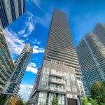 1-bedroom condo apartment for rent in Toronto — 1717 - 30 Shore Breeze Drive (Photo 4)
