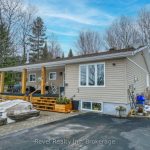 3-bedroom detached home for sale in Parry Sound — 174 Golf Course Road (Photo 2)
