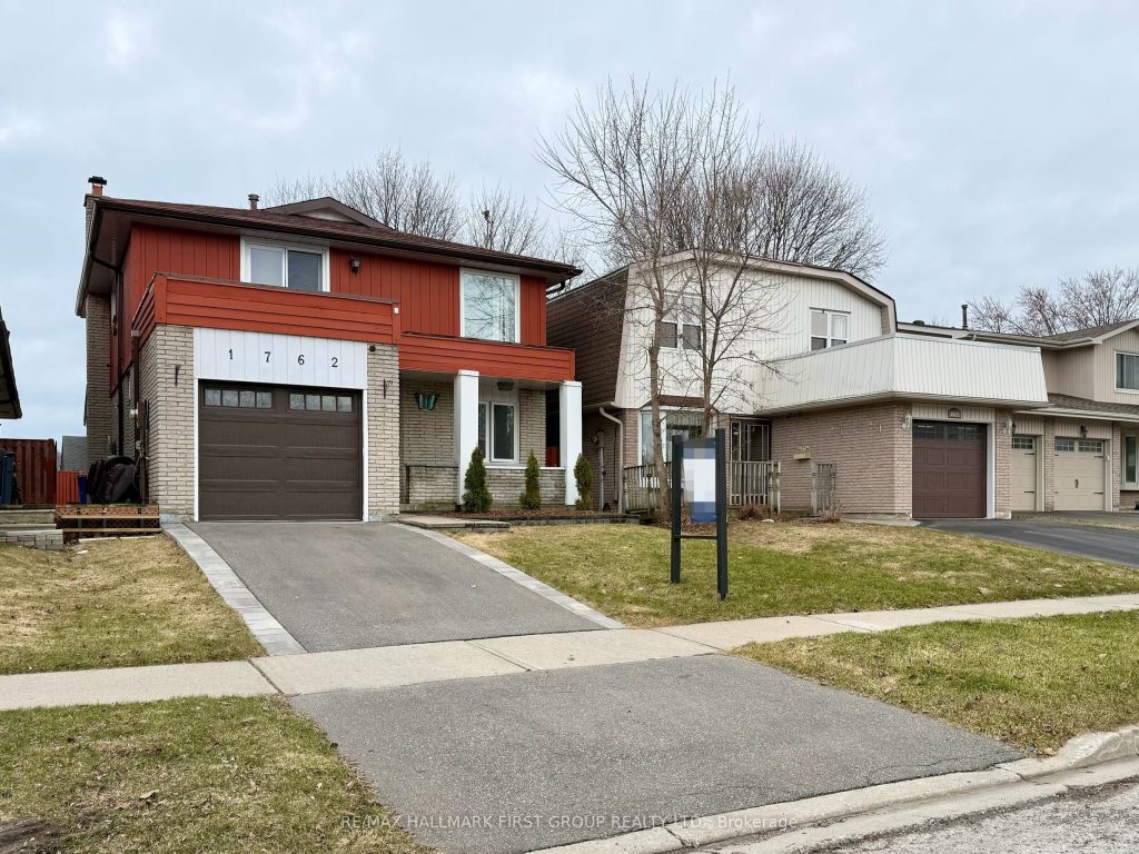 4-bedroom detached home for sale in Durham — 1762 Meadowview Avenue (Photo 1)