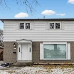 4-bedroom detached home for sale in Durham — 1762 Meadowview Avenue (Photo 3)