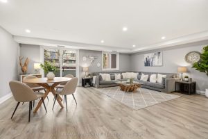 3-bedroom condo townhouse for sale in Mississauga — 177 - 1250 Mississauga Valley Boulevard