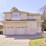 4-bedroom detached home for sale in Toronto — 17 Lawnview Drive (Photo 3)