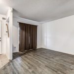 3-bedroom single family residence home for sale in Brantford — 17 Stowe Terrace (Photo 2)