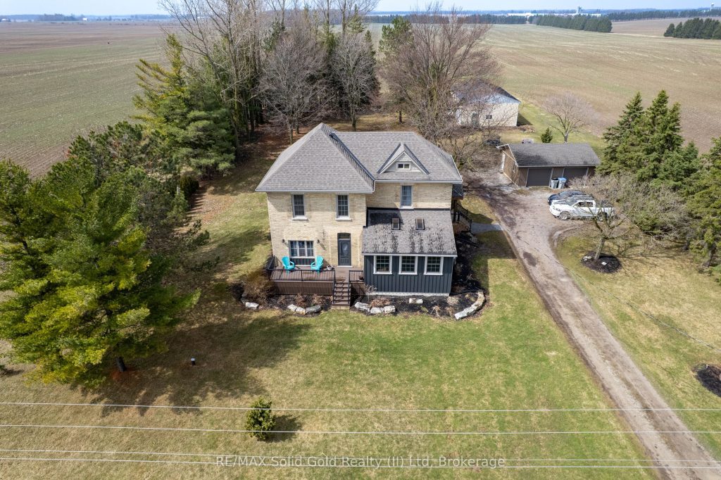 4-bedroom detached home for sale in Perth South — 1804 Road 138 N/a (Photo 1)