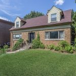 3-bedroom detached home for sale in Toronto — 180 Strathgowan Avenue (Photo 2)