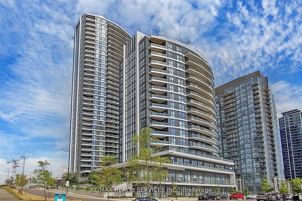 1-bedroom condo apartment for rent in Mississauga — 1812 - 35 Watergarden Drive (Photo 1)