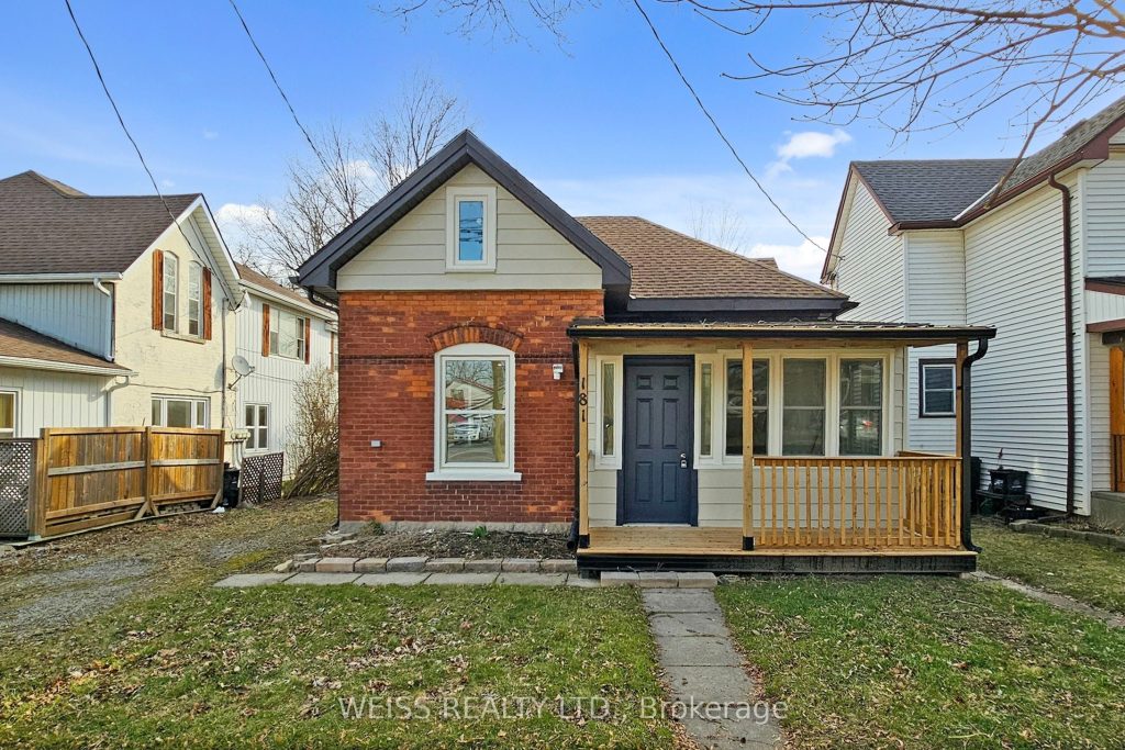 3-bedroom detached home for sale in Norfolk — 181 Talbot Street N (Photo 1)