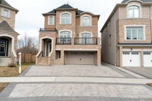 4-bedroom detached home for sale in Toronto — 186 Bralorne Trail