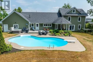 4-bedroom home for sale in Trent Lakes — 1898 Lakehurst Road