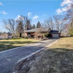 5-bedroom home for sale in Hamilton — 1898 Waterdown Road (Photo 2)