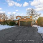 4-bedroom detached home for sale in Peel — 18 Creekview Court (Photo 2)