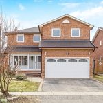 4-bedroom detached home for sale in Peel — 18 Creekview Court (Photo 3)