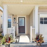 3-bedroom detached home for sale in Brantford — 18 Merritt Lane (Photo 2)
